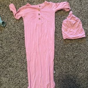 Knotted gown and hat